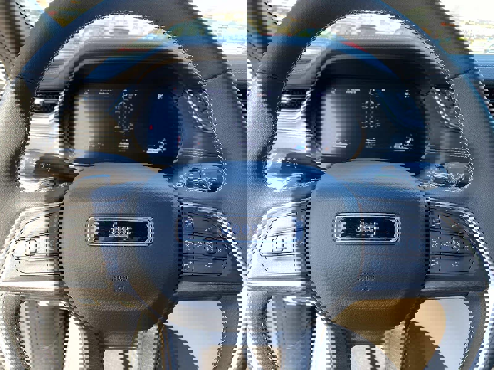 Used 2025 Jeep Grand Cherokee L Limited w/ Trailer Tow Package image 18