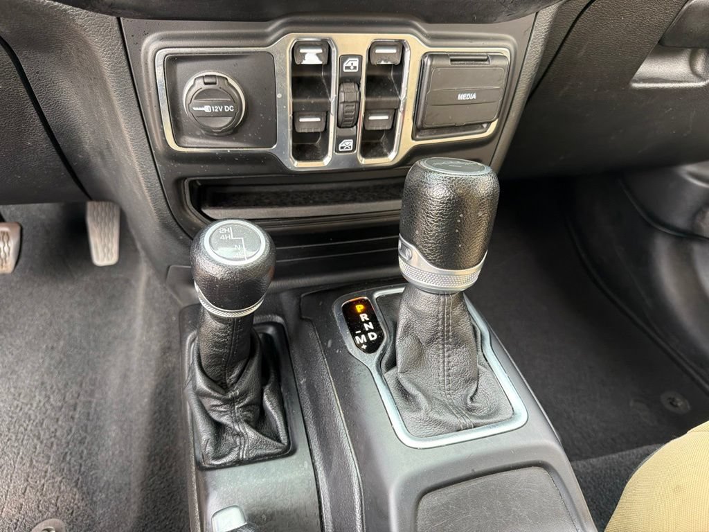 Used 2020 Jeep Gladiator Sport w/ Quick Order Package 24S AWD/4WD image 14