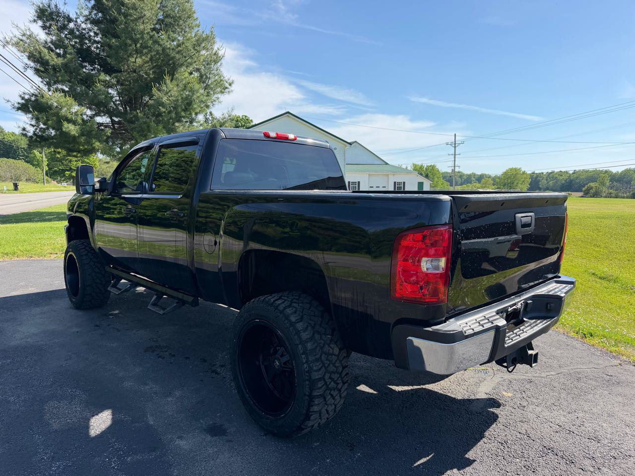 Used 2012 Chevrolet Silverado 2500 LTZ AWD/4WD image 7