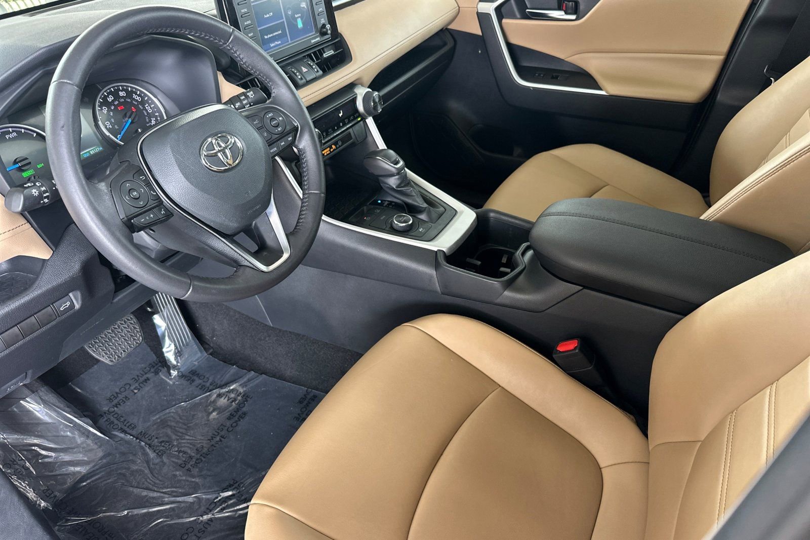 Certified 2022 Toyota RAV4 XLE Premium image 12