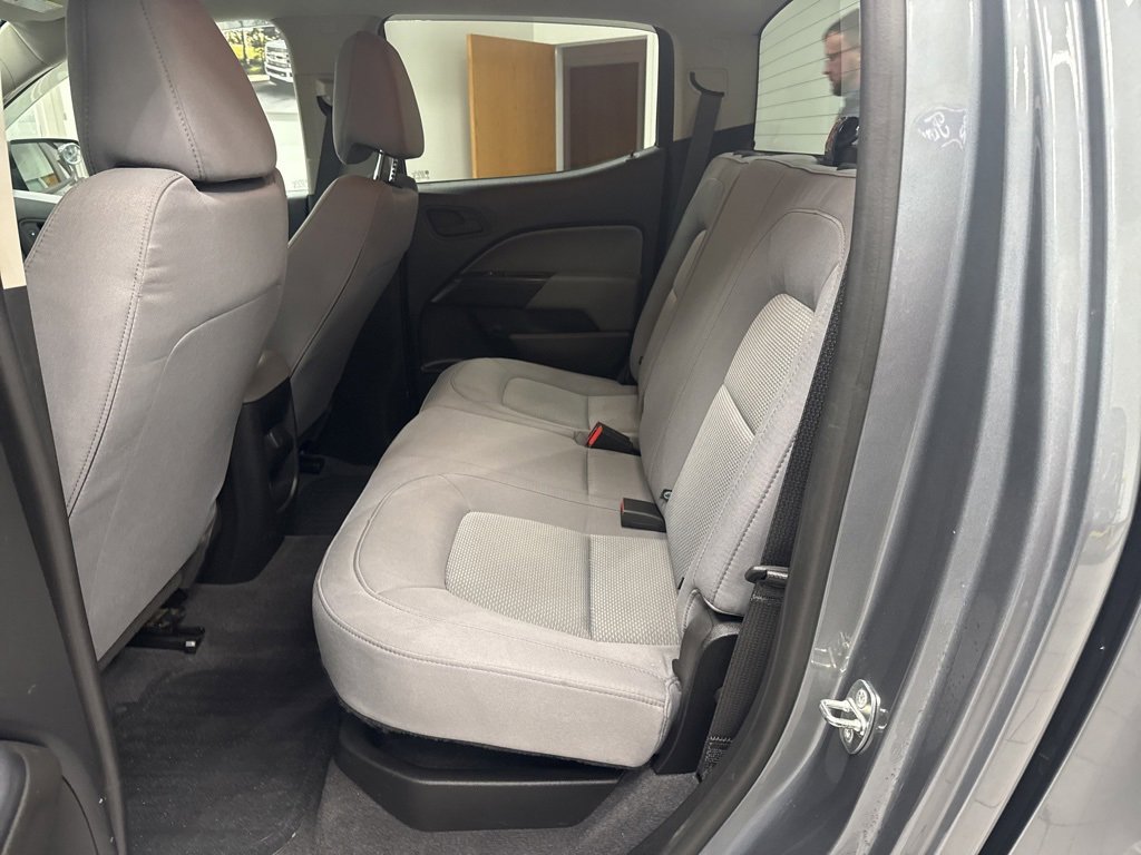 Used 2020 GMC Canyon 2WD Crew Cab w/ Convenience Package image 12