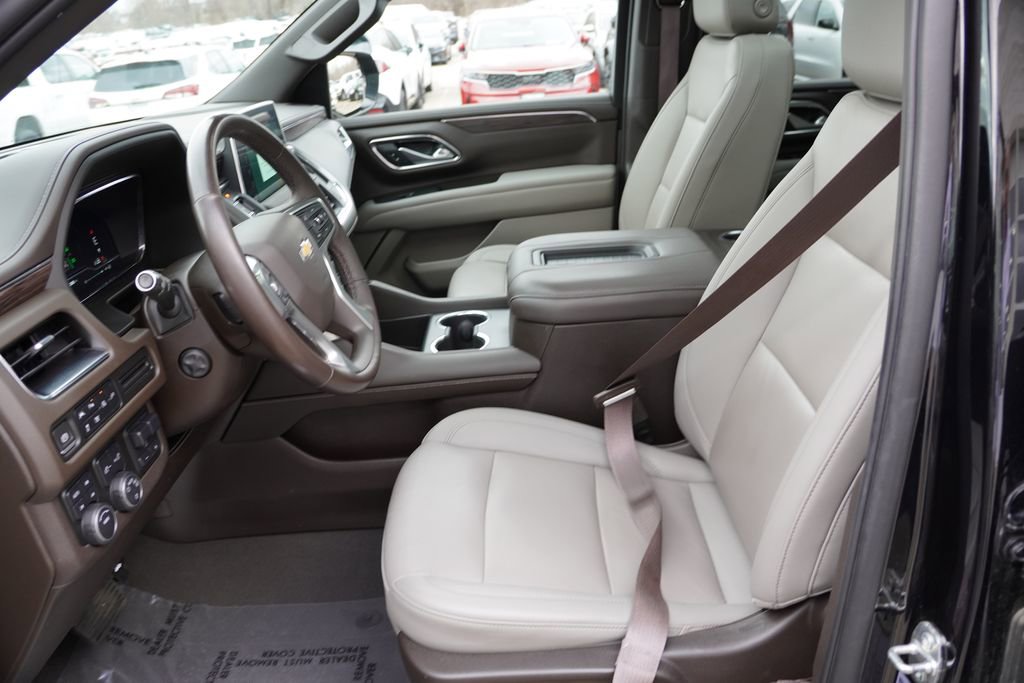 Used 2022 Chevrolet Tahoe LT w/ LT Signature Package image 16