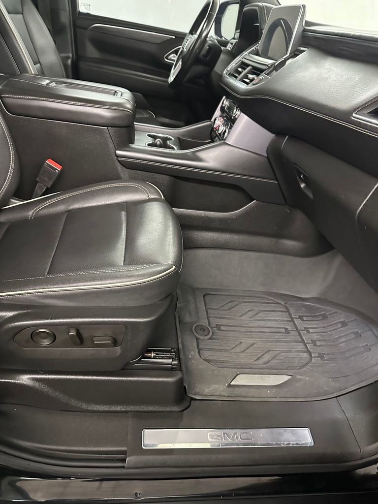 Used 2022 GMC Yukon SLT w/ SLT Premium Package AWD/4WD image 42