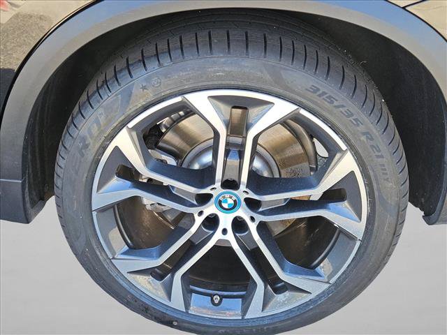 Used 2024 BMW X5 xDrive50e w/ Premium Package AWD/4WD image 25