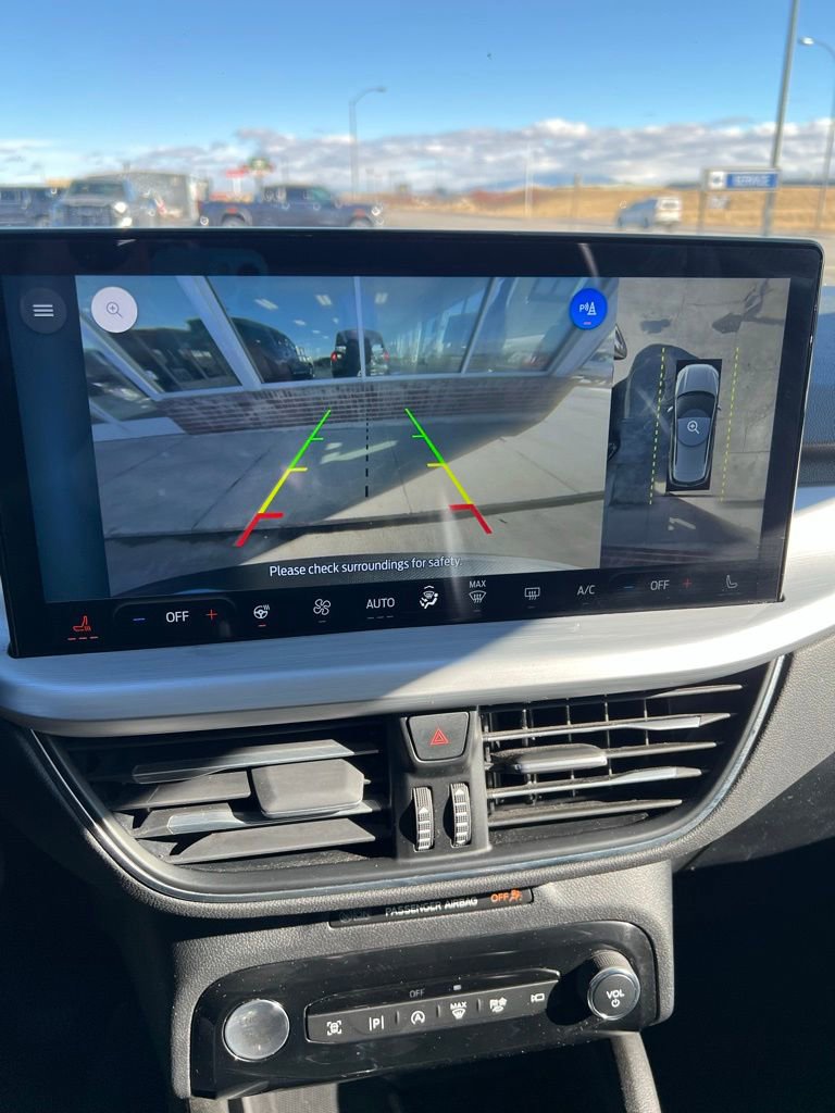 Used 2024 Ford Escape Platinum image 30