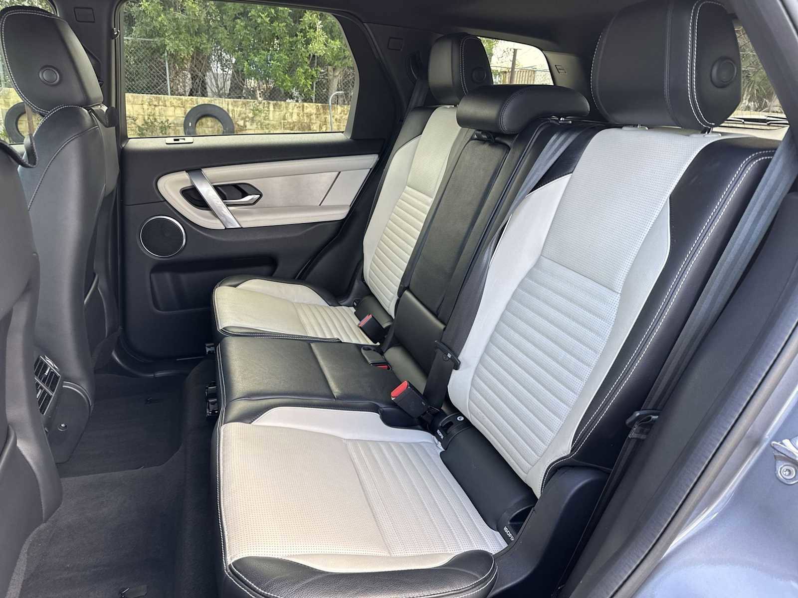 Used 2022 Land Rover Discovery Sport S R-Dynamic AWD/4WD image 18