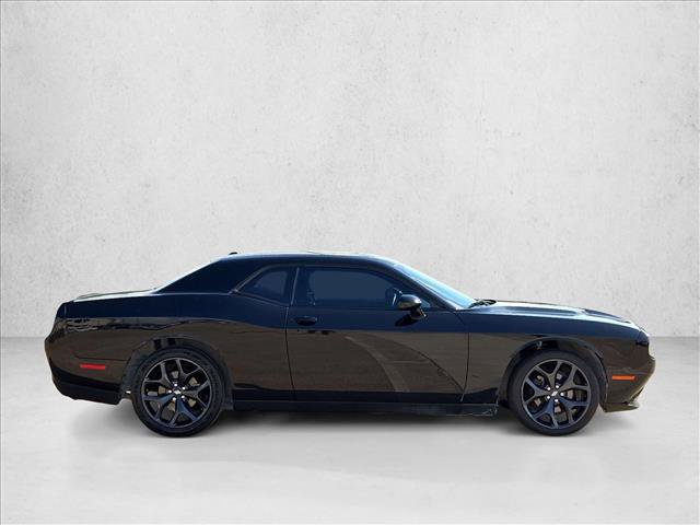 Used 2020 Dodge Challenger SXT w/ Blacktop Package RWD image 4