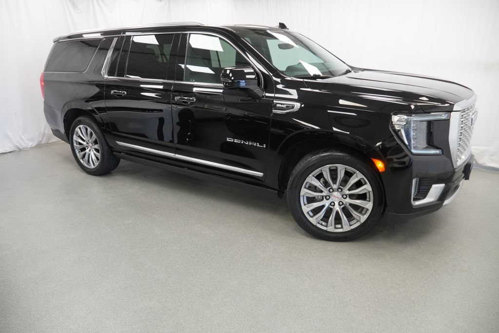 Used 2021 GMC Yukon XL Denali w/ Denali Ultimate Package AWD/4WD image 9