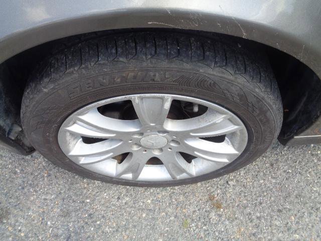 Used 2009 Mercedes-Benz E 350 4MATIC Sedan image 12