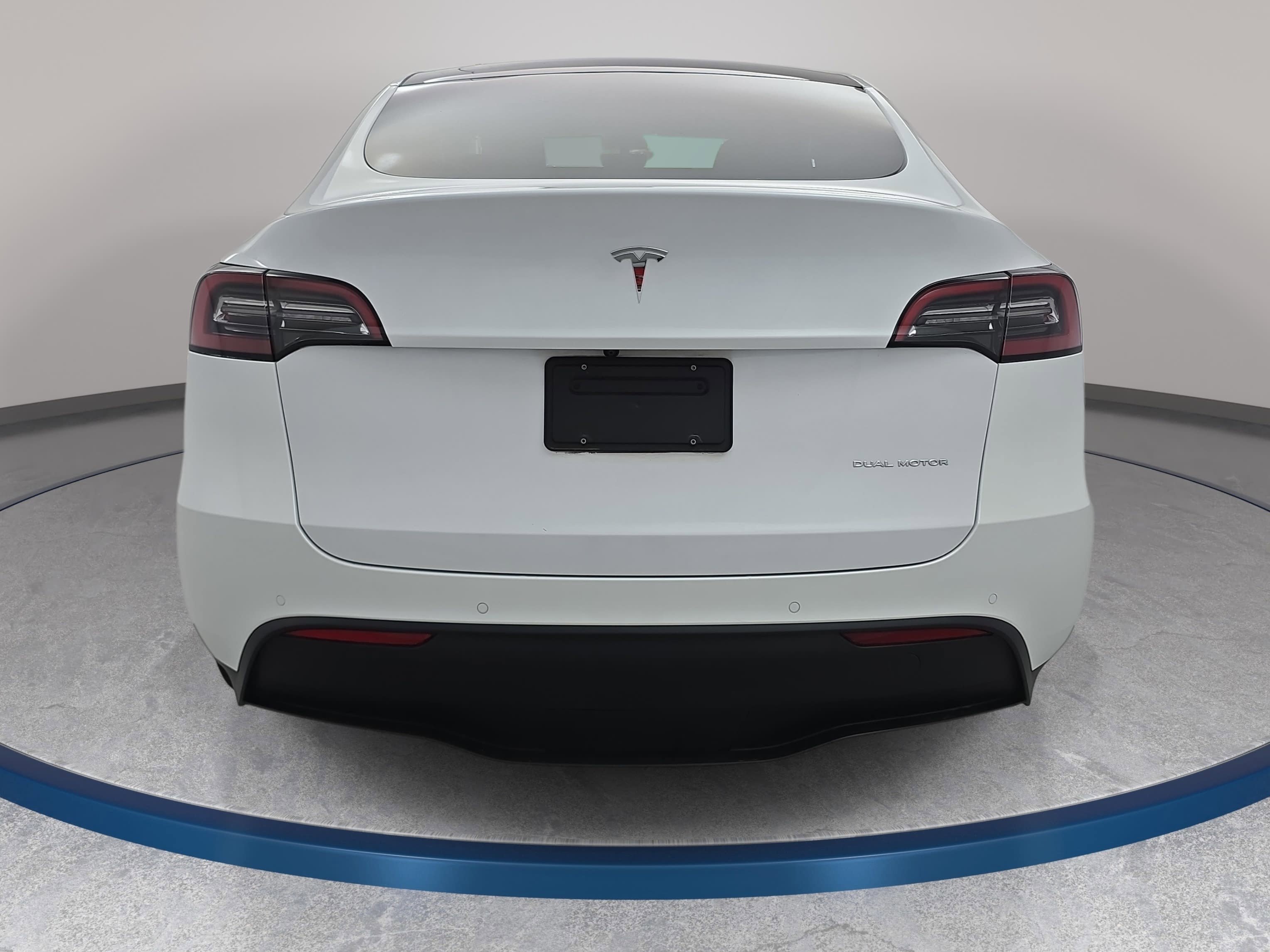 Used 2021 Tesla Model Y Long Range image 6