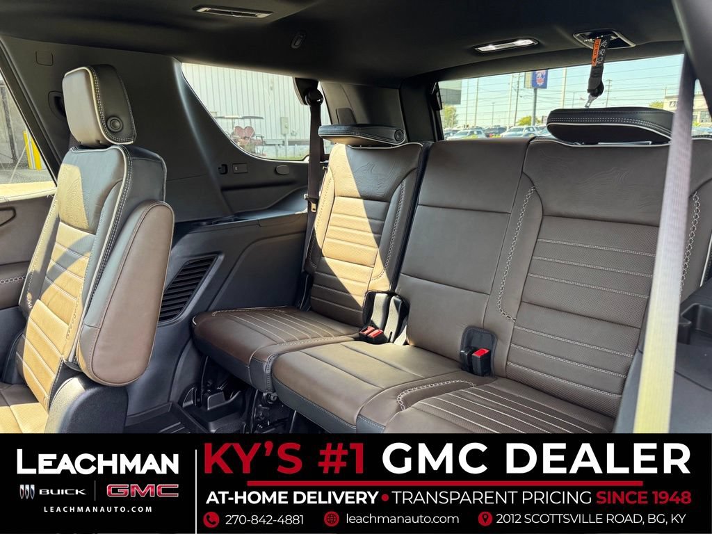 New 2026 GMC Yukon Denali Ultimate w/ LPO, Floor Liner Package AWD/4WD image 16