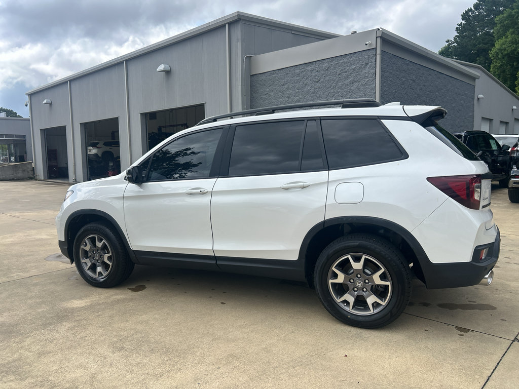 Used 2023 Honda Passport TrailSport image 6