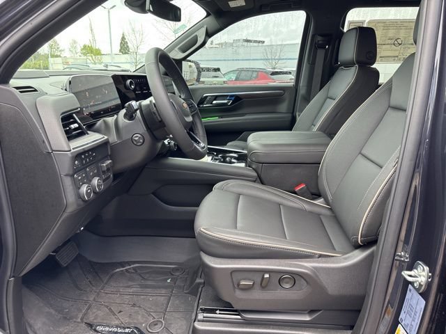 New 2026 Chevrolet Suburban Premier w/ Sun And Tow Package AWD/4WD image 30