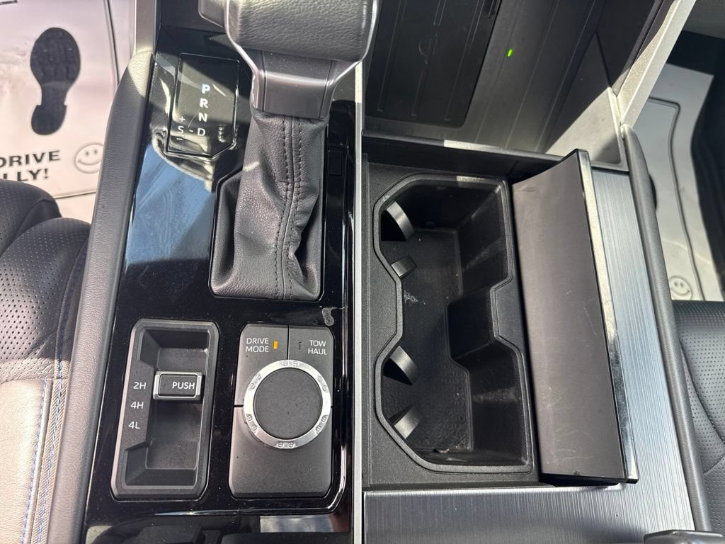 Used 2024 Toyota Sequoia Platinum AWD/4WD image 35