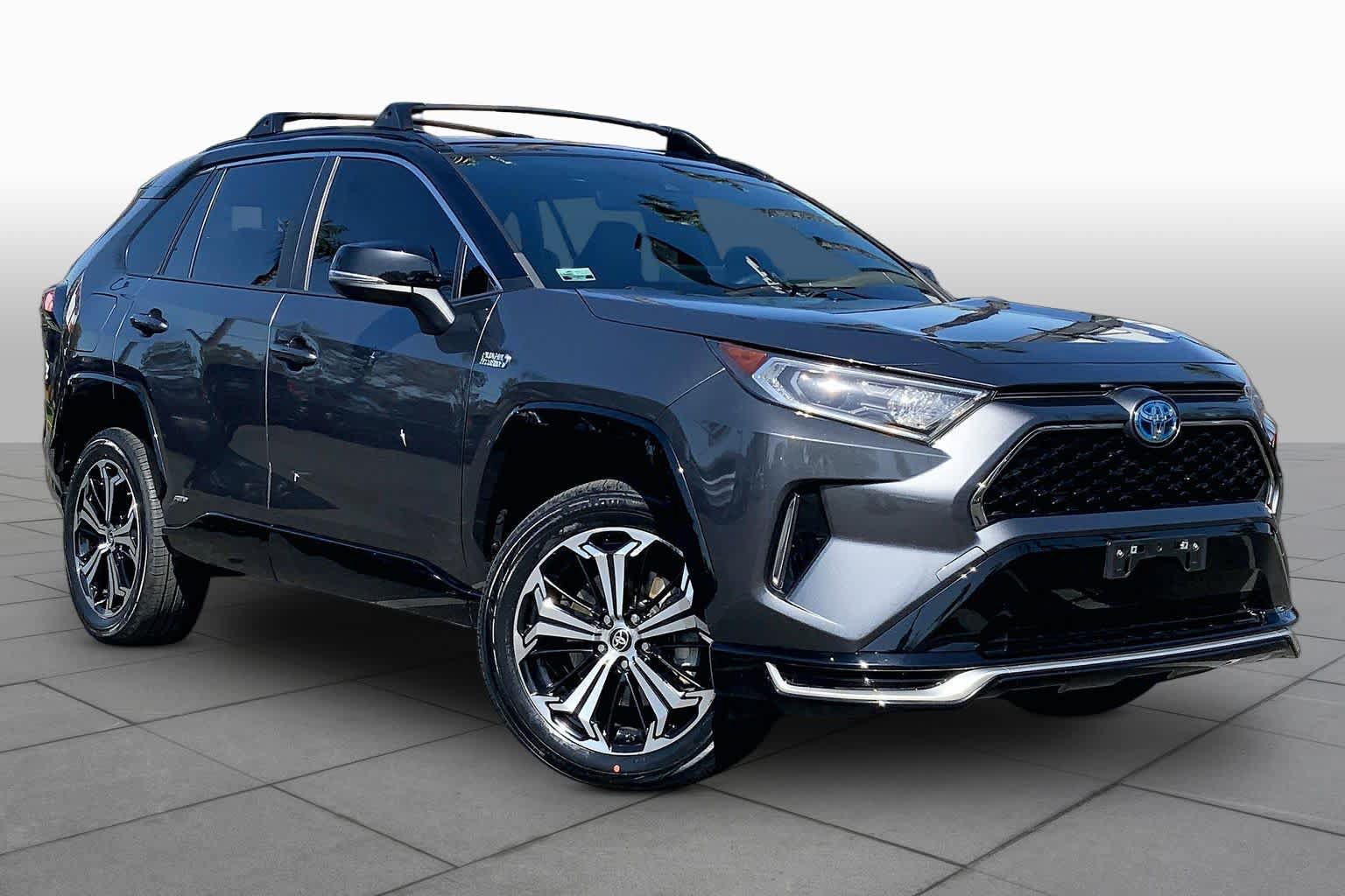 Used 2021 Toyota RAV4 XSE w/ Weather Package AWD/4WD image 2