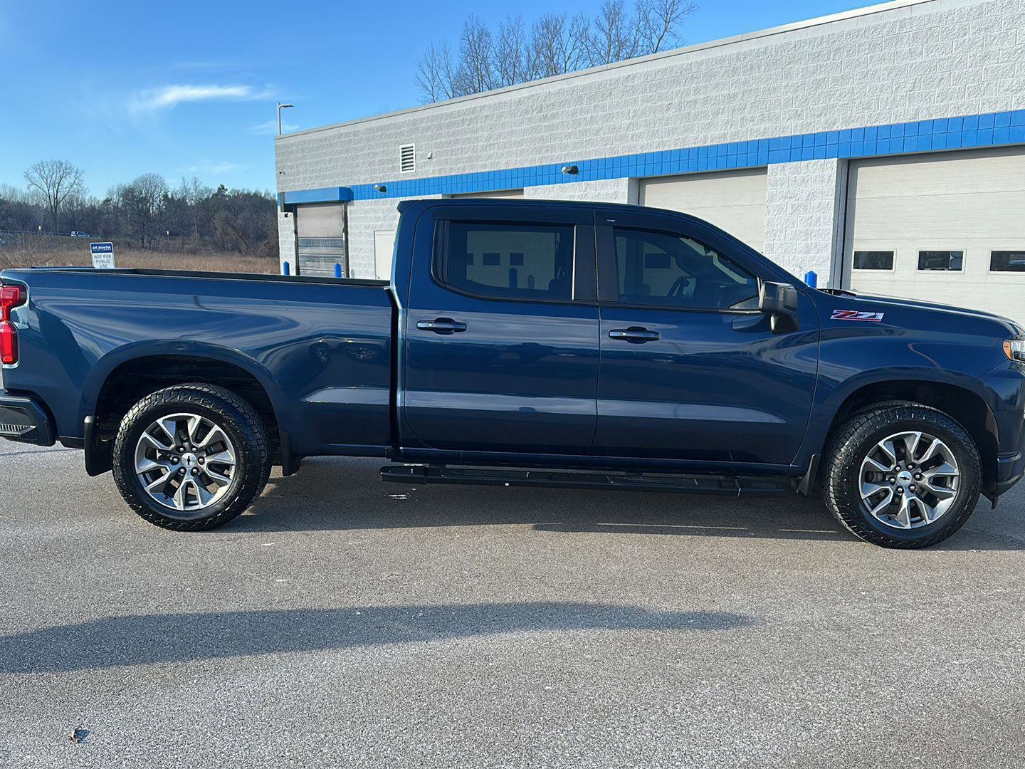 Used 2019 Chevrolet Silverado 1500 RST image 10