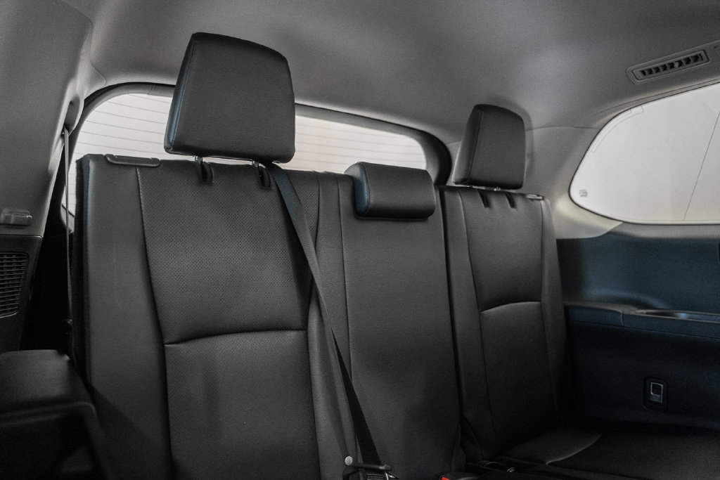Used 2025 Toyota Grand Highlander AWD image 33