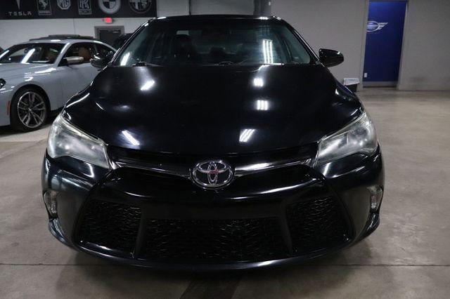 Used 2015 Toyota Camry SE FWD image 8