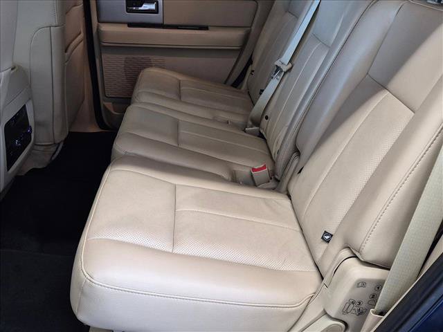 Used 2017 Ford Expedition Limited w/ Equipment Group 301A RWD image 16