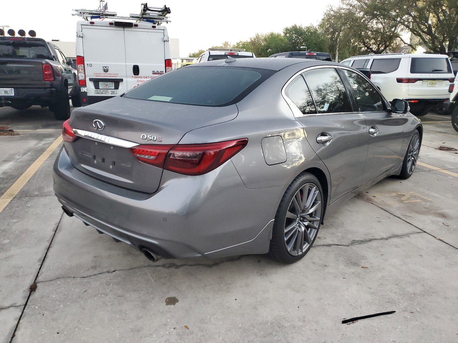 Used 2018 INFINITI Q50 Red Sport 400 w/ Sensory Package (Sport) image 3