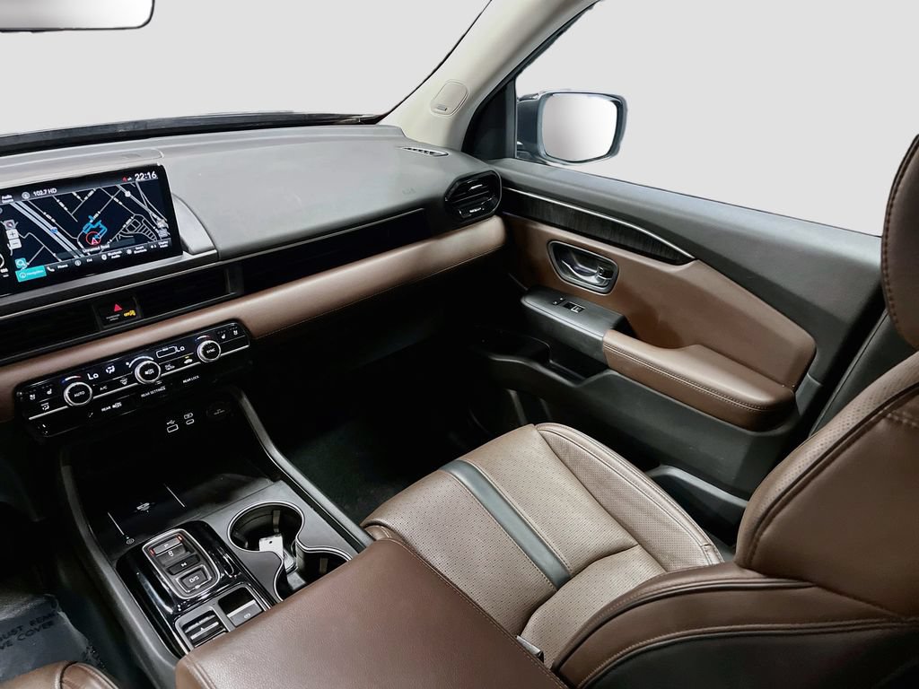 Used 2023 Honda Pilot Elite image 25