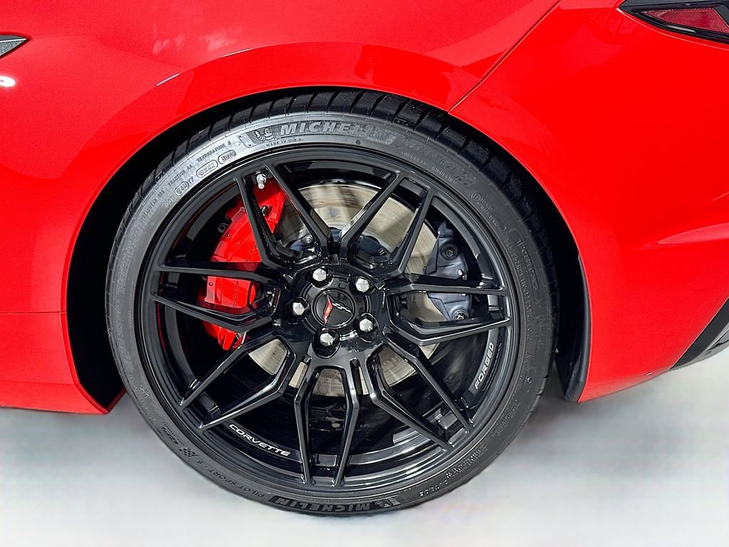 Used 2025 Chevrolet Corvette Z06 image 29
