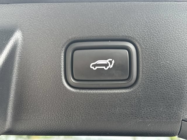Used 2024 Hyundai Tucson Limited FWD image 11