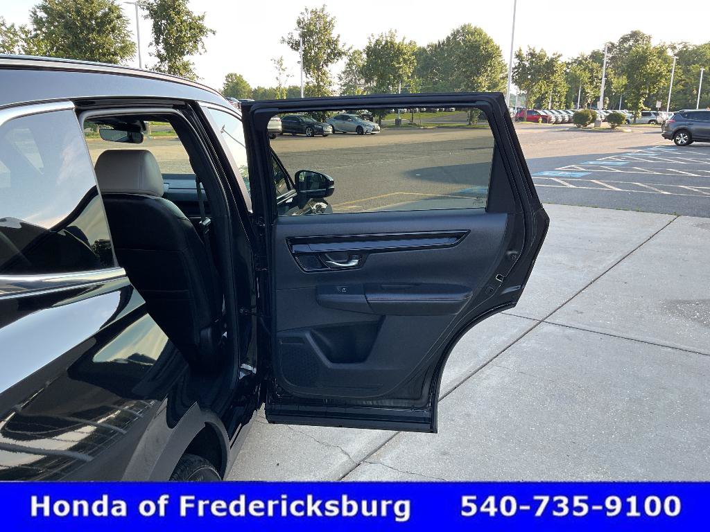Used 2025 Honda CR-V Sport Touring image 17