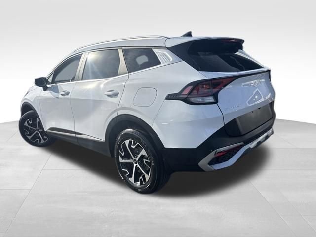 Used 2023 Kia Sportage EX image 5