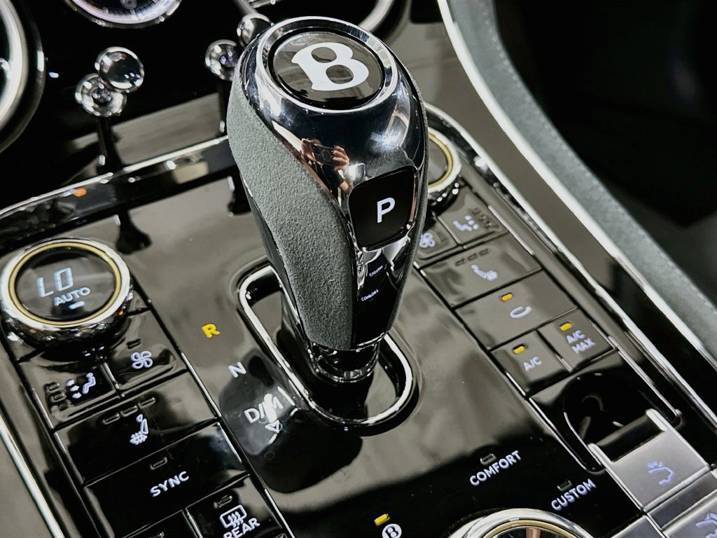 Used 2024 Bentley Continental GT Speed AWD/4WD image 18