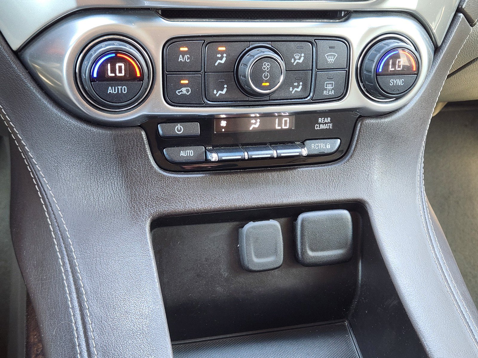 Used 2019 Chevrolet Tahoe LS RWD image 15
