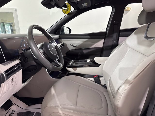 Used 2025 Hyundai Tucson Limited AWD/4WD image 18