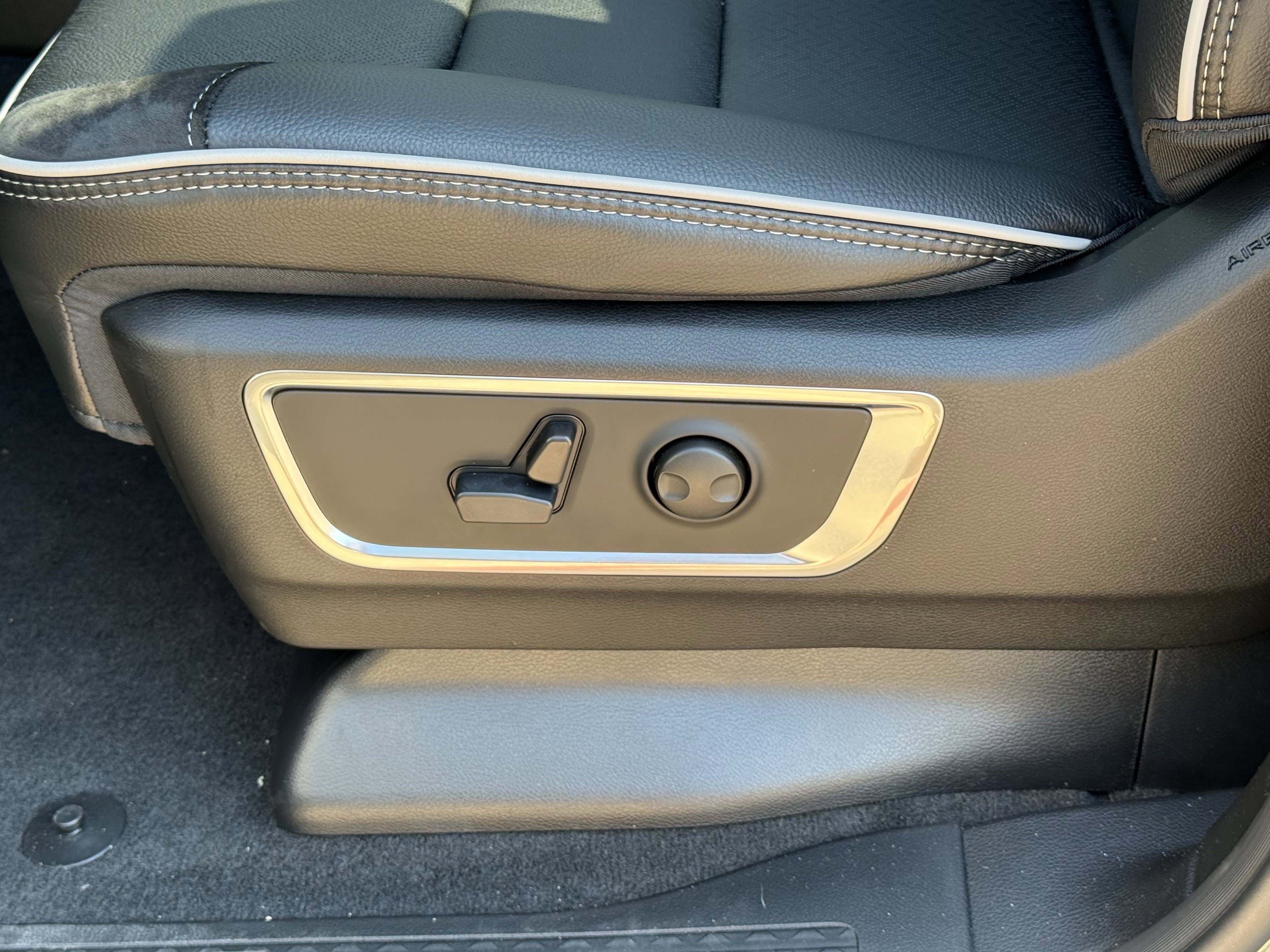 New 2026 RAM 1500 Laramie image 14