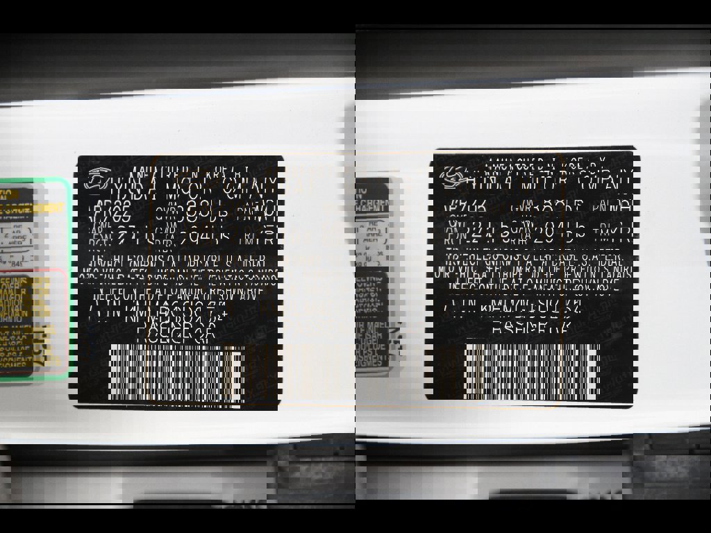 Certified 2025 Hyundai Elantra Sport image 21