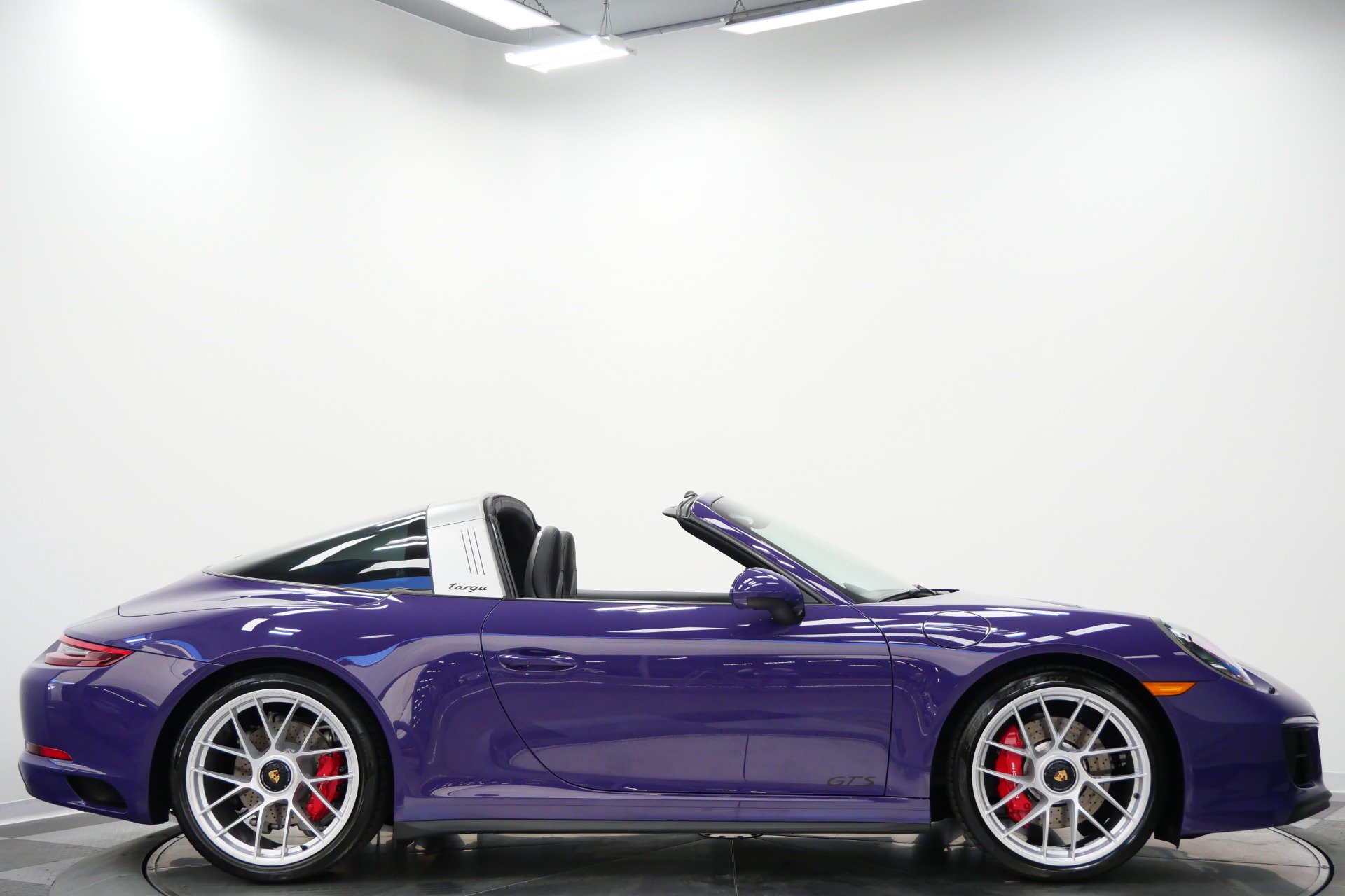 Used 2018 Porsche 911 Targa 4 GTS AWD/4WD image 49