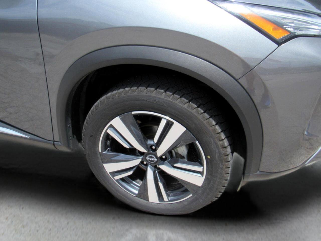 Used 2023 Nissan Rogue SL AWD/4WD image 41