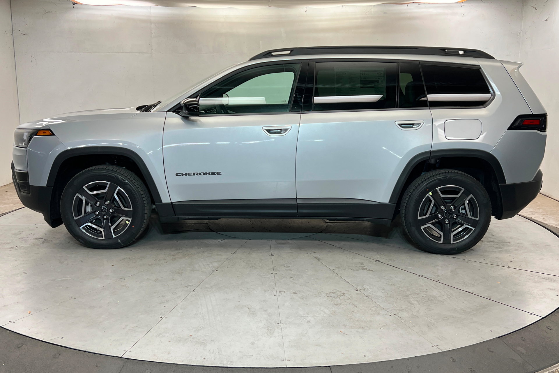 New 2026 Jeep Cherokee Limited AWD/4WD image 2