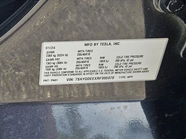 Used 2024 Tesla Model Y Long Range image 24