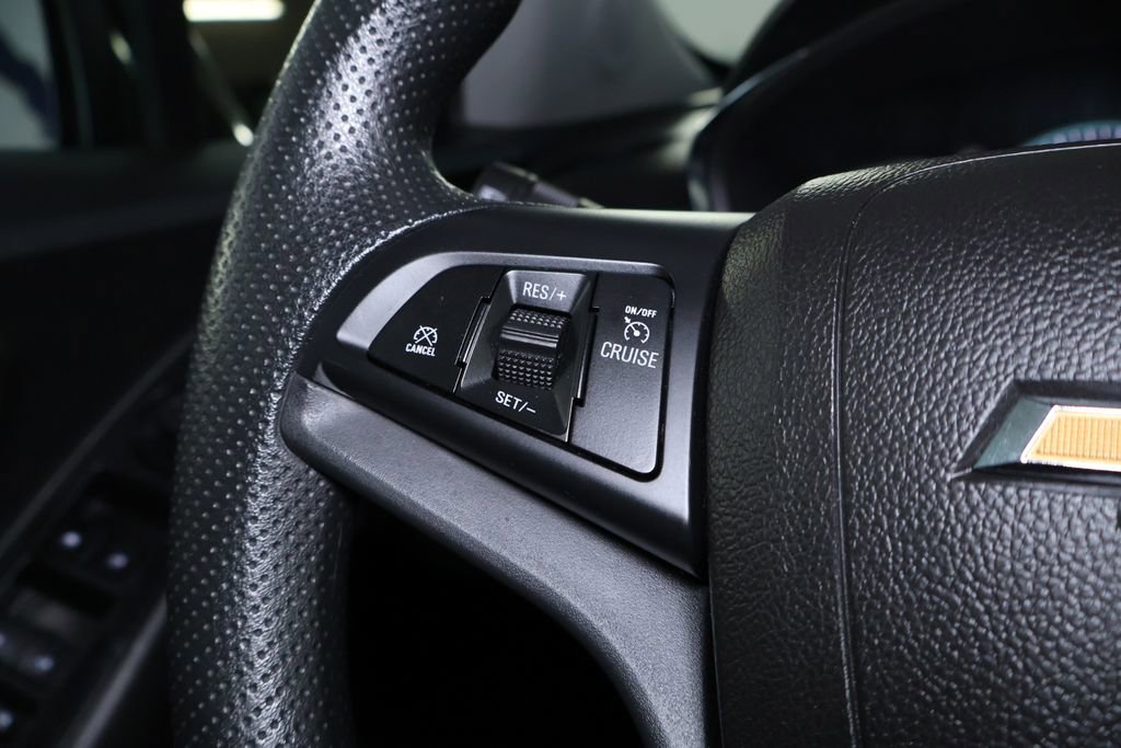 Used 2021 Chevrolet Trax LT image 17