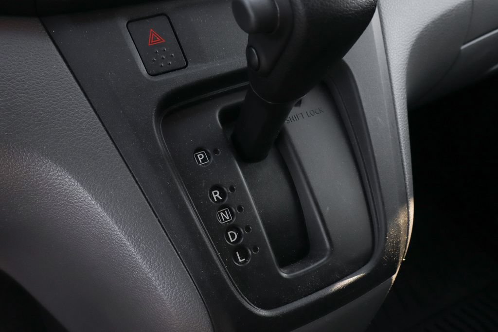 Used 2017 Nissan NV200 S FWD image 27