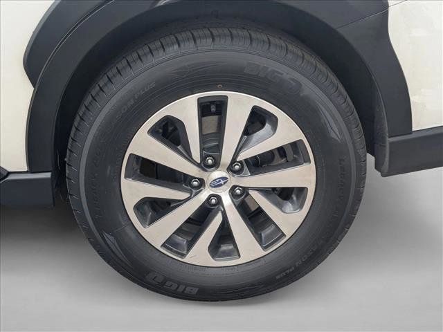 Used 2023 Subaru Outback Premium image 23