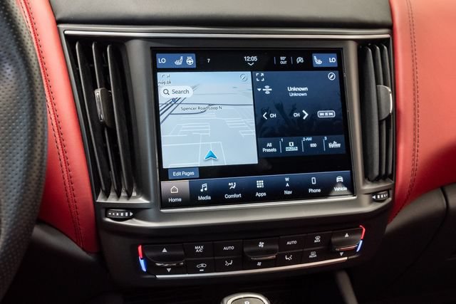 Used 2022 Maserati Levante Trofeo AWD/4WD image 15