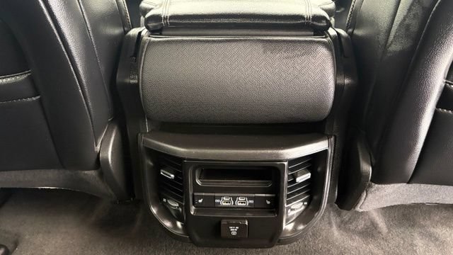 Used 2023 RAM 1500 Laramie AWD/4WD image 26