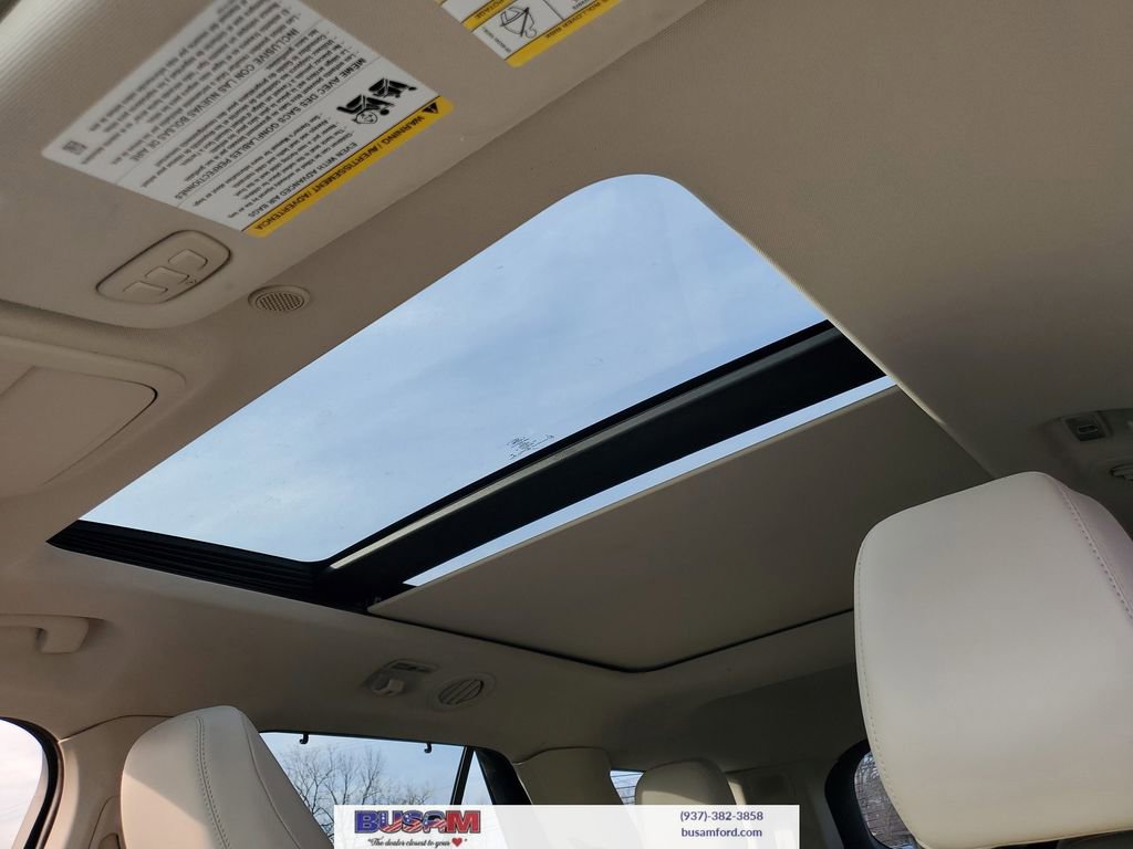 Certified 2022 Ford Explorer Platinum w/ Equipment Group 601A image 33