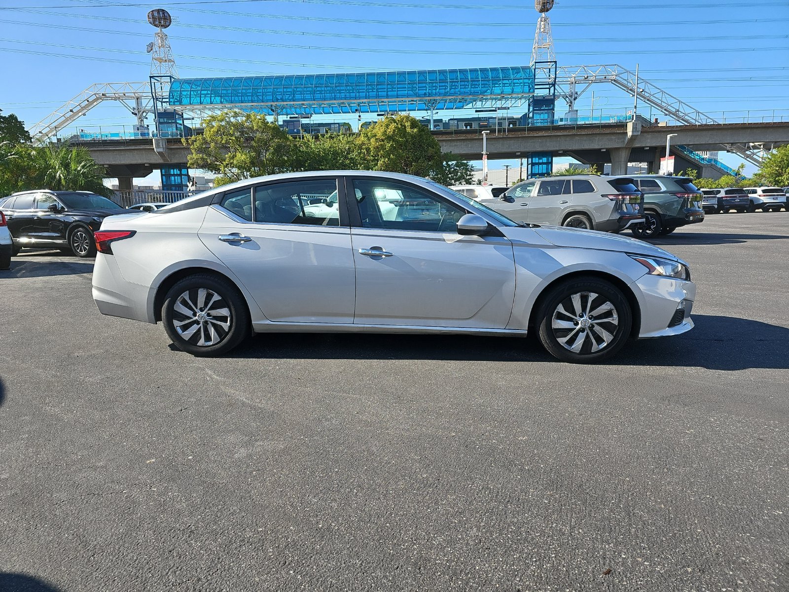 Used 2021 Nissan Altima 2.5 S FWD image 4
