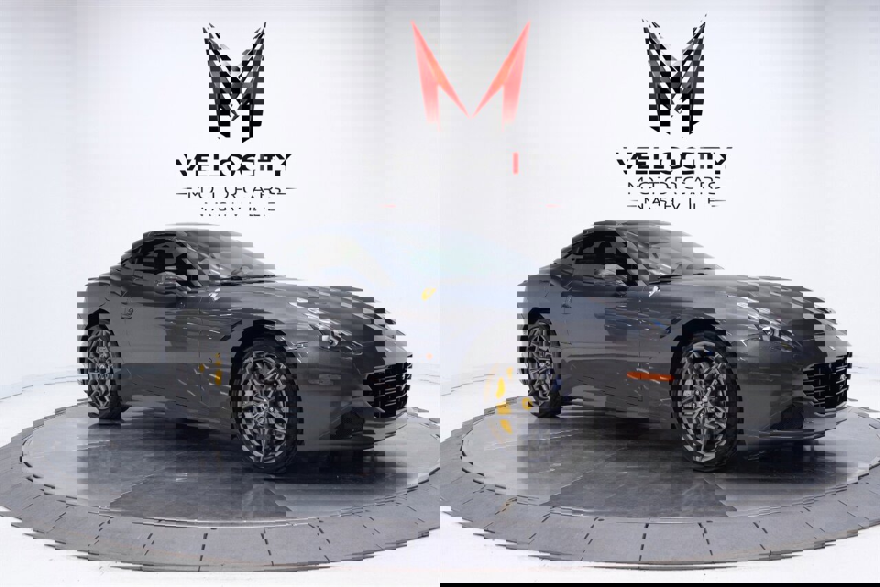 Used 2017 Ferrari California T image 9