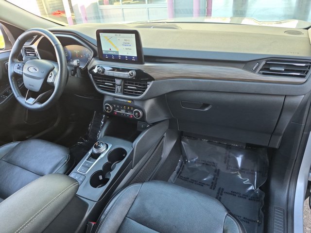 Used 2020 Ford Escape Titanium AWD/4WD image 22