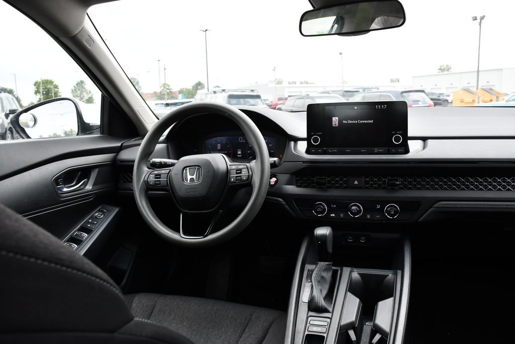 Used 2023 Honda Accord LX image 22