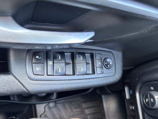 Used 2019 RAM 1500 Big Horn AWD/4WD image 42
