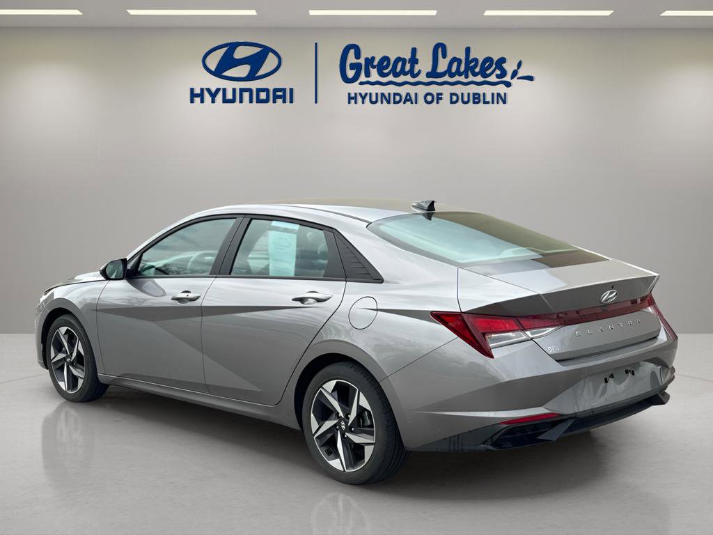 Used 2023 Hyundai Elantra SEL w/ Convenience Package image 4